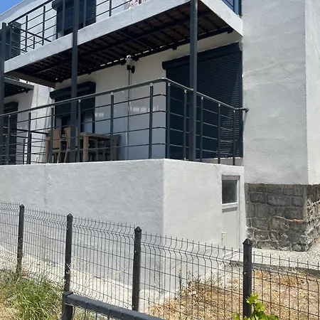 Lueks Deniz Ve Doga Manzarali Yazlik Ev * דלמן